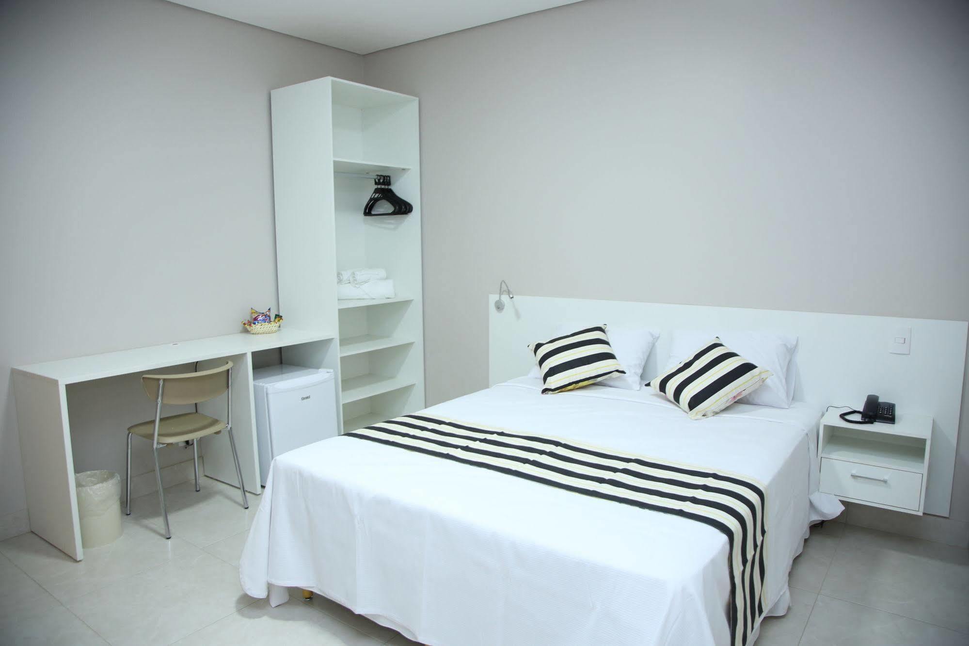 Ventura Hotel Баррейрас Екстер'єр фото